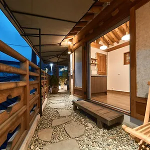 https://luxury-hanok-cottage-nest.hotelofseoul.com