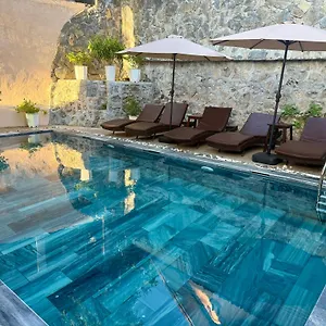 https://villa-khili-phousi.luangprabanghotel.com