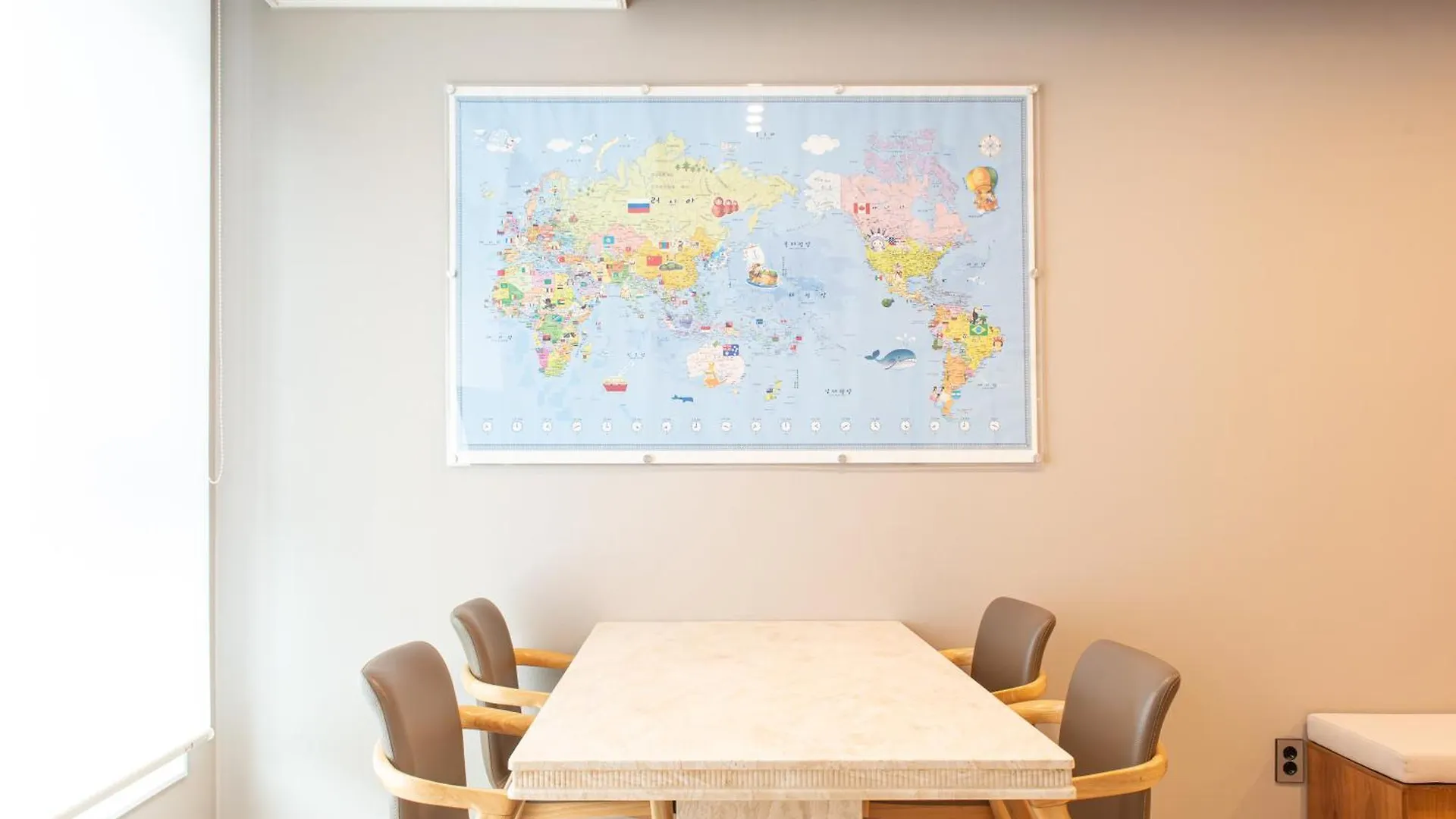 Incheon Airport Guest House King 4*,